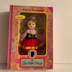 The New Bright Collection Bookcase Collectable Dolls, France NIB